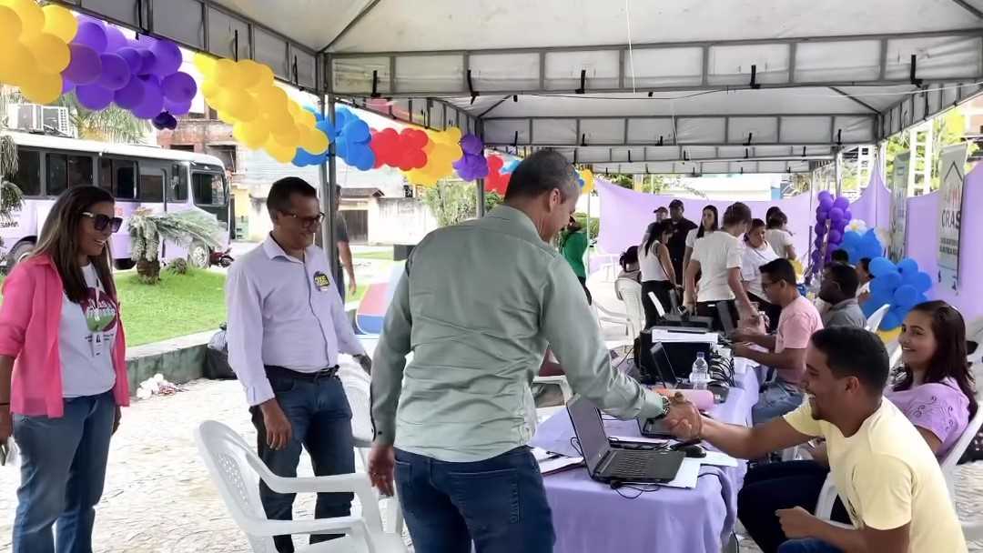 Camacã:  Prefeitura recebeu o Ônibus Lilás e a comunidade foi beneficiada